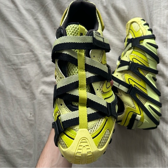 DIESEL
S-prototype-cr Sneakers In Yellow,black - Picture 6 of 8